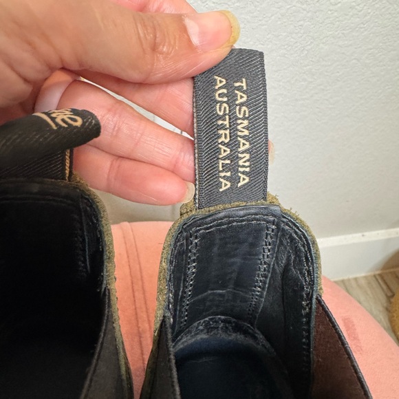 Blundstone 585 Chelsea Boots Women Size 7.5 US Olive Distressed Leather Utility - Picture 6 of 11